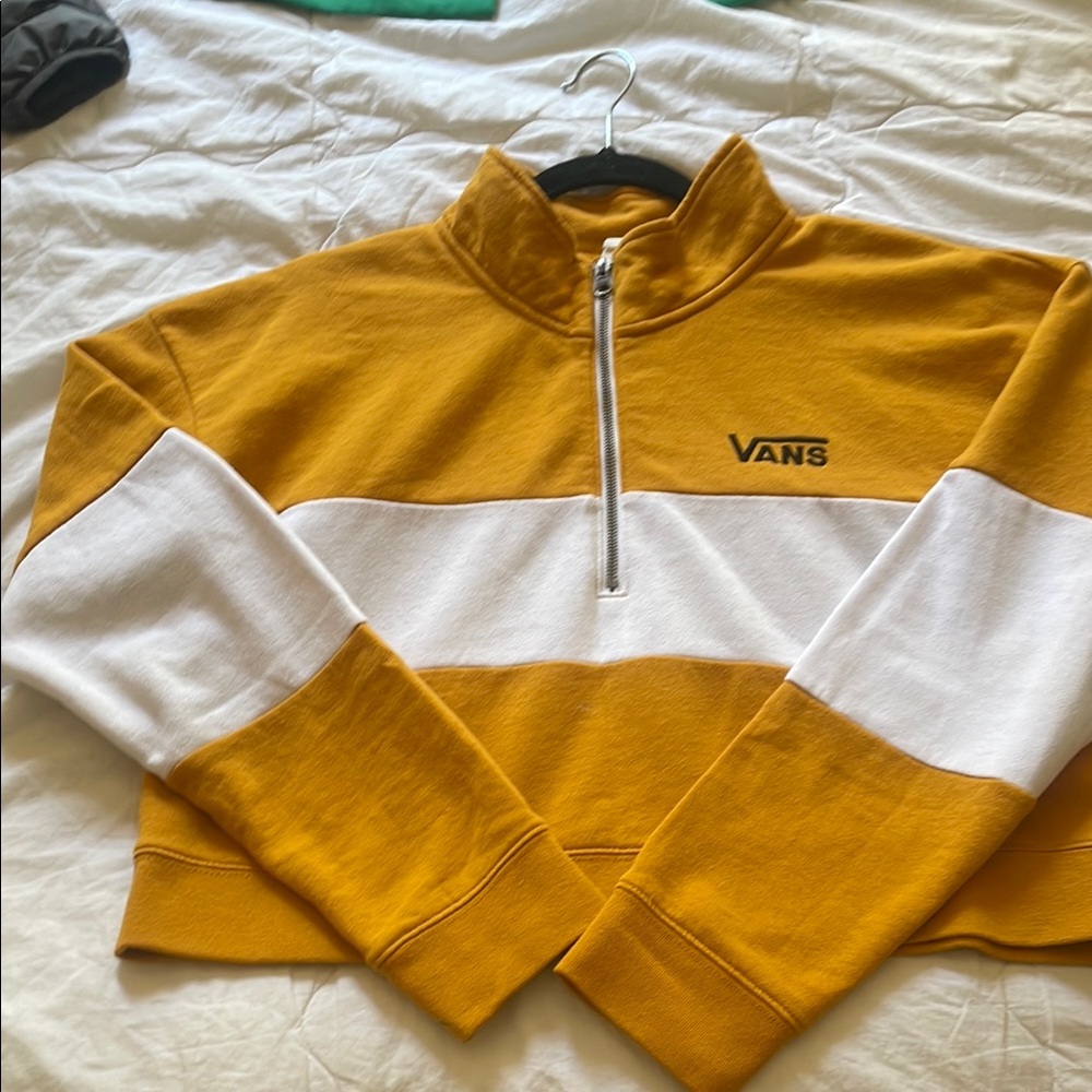 Vans Women's Mustard and White Sweater